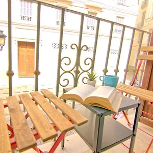  Homestay Cost Teatro